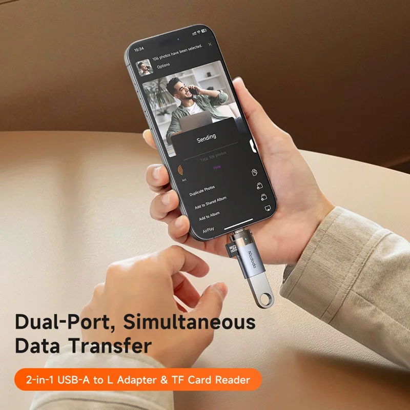 MCDODO OT-785 Adaptateur 2 en 1 USB A Femelle vers iP Mâle avec Lecteur de Carte TF, Transfert de Données 480 Mbps
