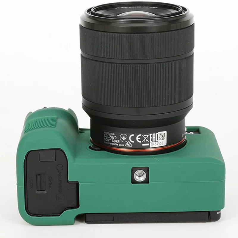 For Sony A7C II / A7CR Anti-Drop Camera Cover Glossy Silicone Protective Case - Green