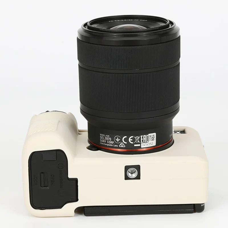 For Sony A7C II / A7CR Anti-Drop Camera Cover Glossy Silicone Protective Case - Beige