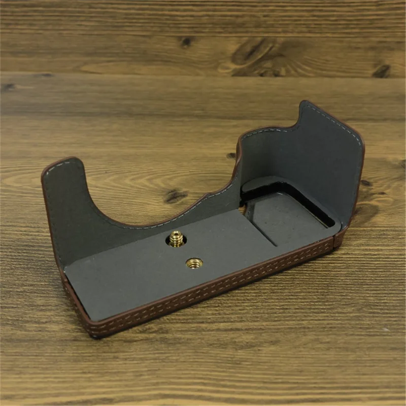 Für Sony A7C II / A7CR Kamera Bodengehäuse Echtes Rindsleder Anti-Drop Half Body Cover mit Batterie-Öffnung - Kaffee