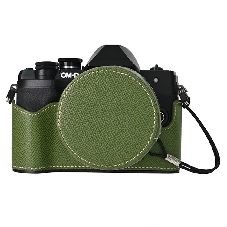 Funda para cámara Olympus OM-D E-M10 Mark IV con parte inferior de cuero envuelta a medias y tapa del objetivo - Verde