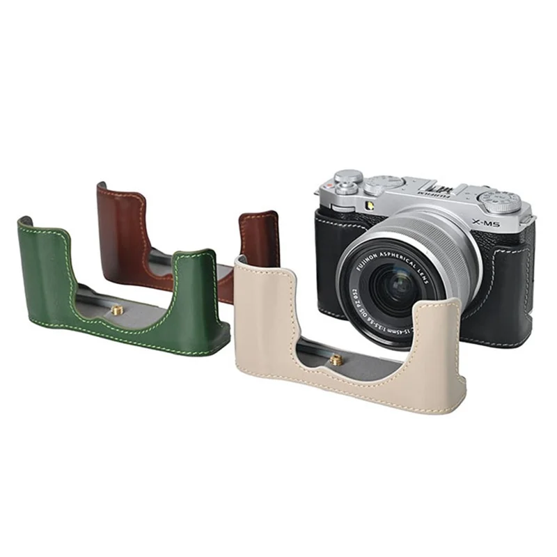 Cover per Fujifilm X-M5 con Cinghia a Tracolla in Vera Pelle - Grigio