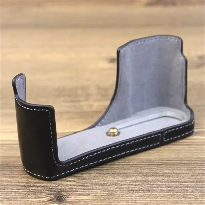 Pour Leica C-Lux Digital Camera Cuir Cuir Bottom Bottom Opening Design Protective Half Body Cover - le Noir