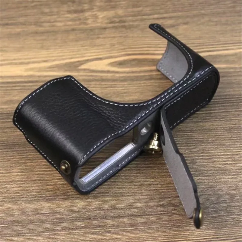 Pour Leica C-Lux Digital Camera Cuir Cuir Bottom Bottom Opening Design Protective Half Body Cover - le Noir