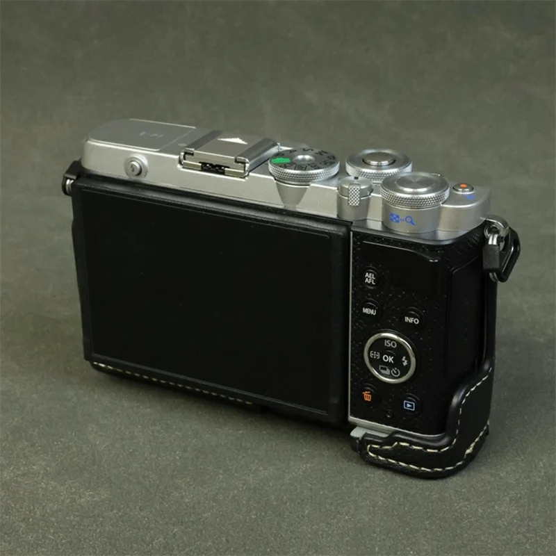 Für Olympus PEN E-P7 Kamera Bodenhülle Buffalo Textur Echtleder Schutzhülle mit Batteriezugang - Schwarz