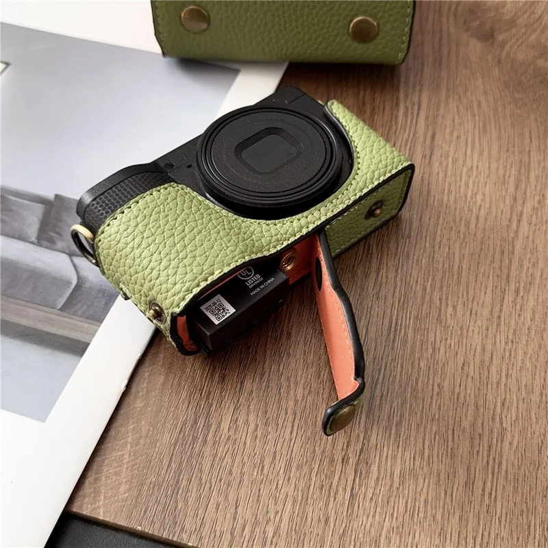 Чехол для камеры Ricoh GR IV / GR IIIx / GR III, съемный кожаный чехол с откидной крышкой / наплечный ремень — зеленый