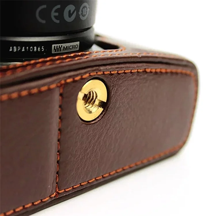 Para Olympus E-M5 II/E-M5 Mark II Funda de Cuero Genuino para Mitad del Cuerpo Cubierta Protectora de Apertura de Batería - Café