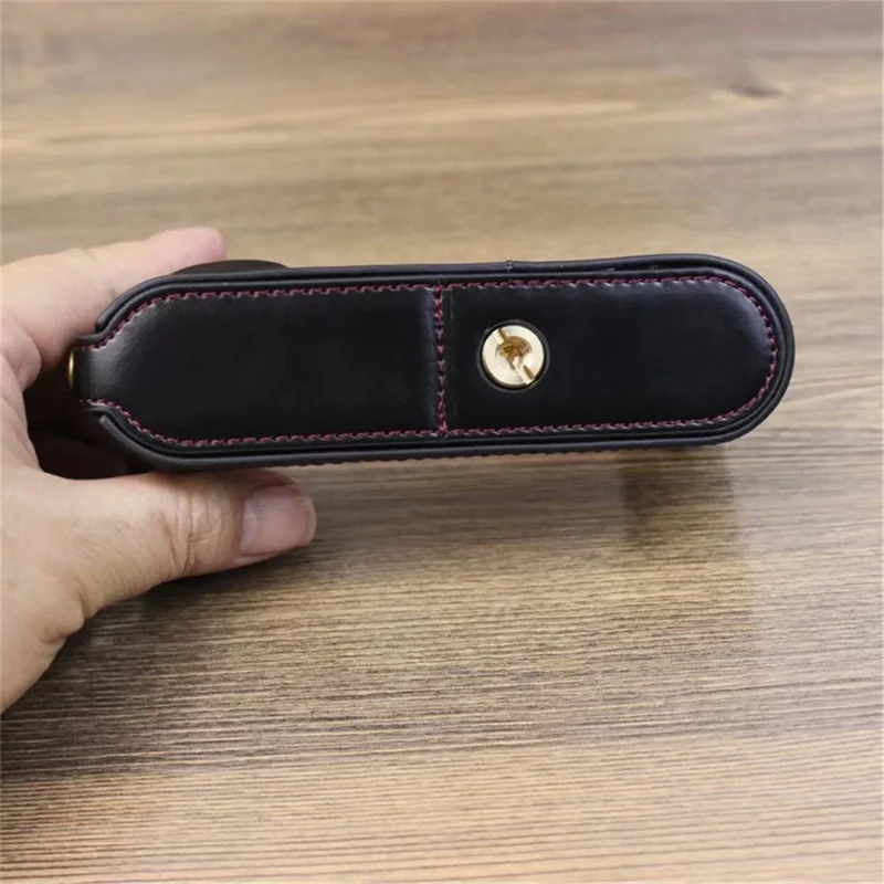 غطاء خلفي واقٍ جزئي من جلد البولي يوريثان الصناعي للبطارية لهاتف Leica CL - أسود