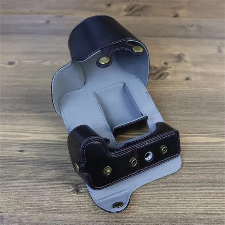 pu en Cuir Caméra Bag Pour Canon EOS R10, Couverture de Protection de Conception D'ouverture de la Batterie Avec Pochette et Sangle D'objectif - le Noir