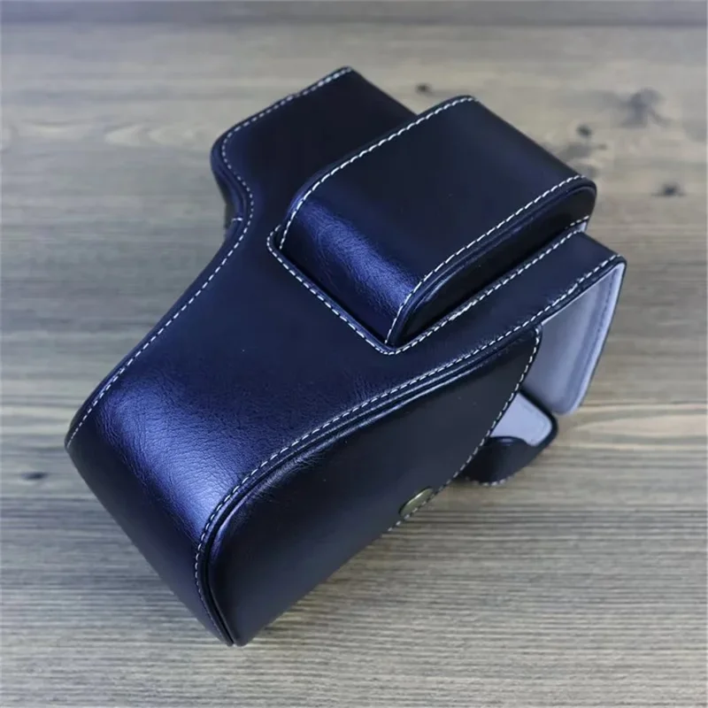 Camera Bag for Canon EOS 200D / 250D(200D II), Retro PU Leather Digital Camera Anti-scratch Protective Cover with Shoulder Strap - Black