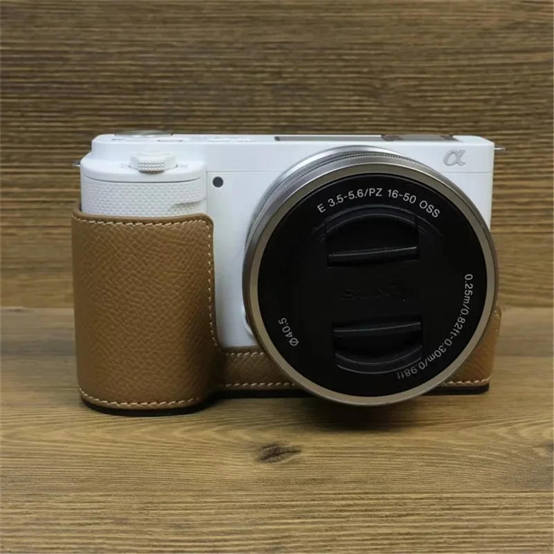 Til Sony ZV-E10 PU-læder kamerataske, halv krop, kradssikker beskyttelsesdæksel - Khaki