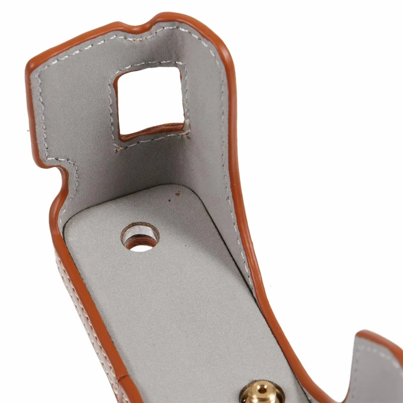 Voor Fujifilm X100VI PU Leren Camera-onderkap Halflichaamsbehuizing met Schroef - Koffie