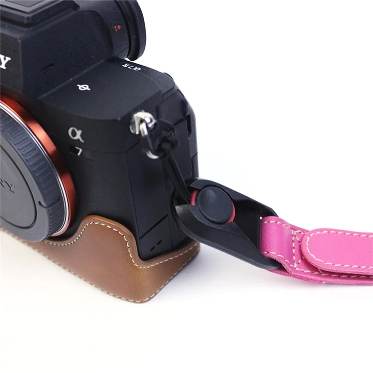 Quick Release Camera PU Leather Strap SLR Camera Carrying Belt Adjustable Shoulder Strap - White