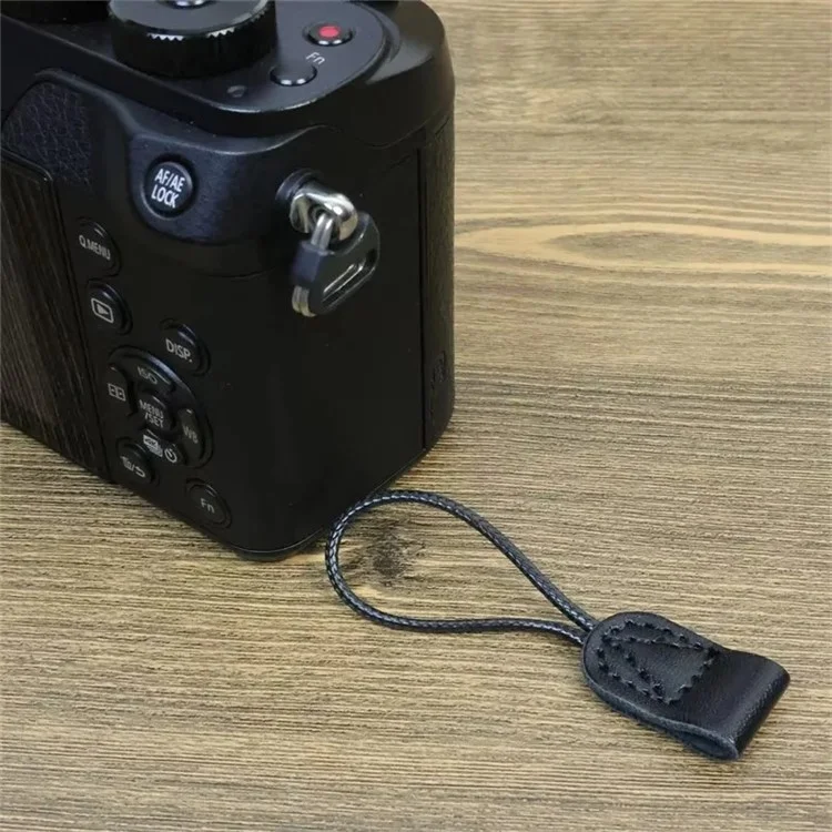 For Sony / Fujifilm / Canon / Panasonic Camera Shoulder Strap Quick Release Slim Sling Strap Neck-mounted Strap - Black