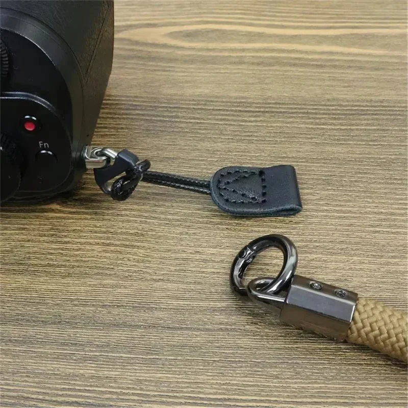 For Sony / Fujifilm / Canon / Panasonic Camera Shoulder Strap Quick Release Slim Sling Strap Neck-mounted Strap - Khaki