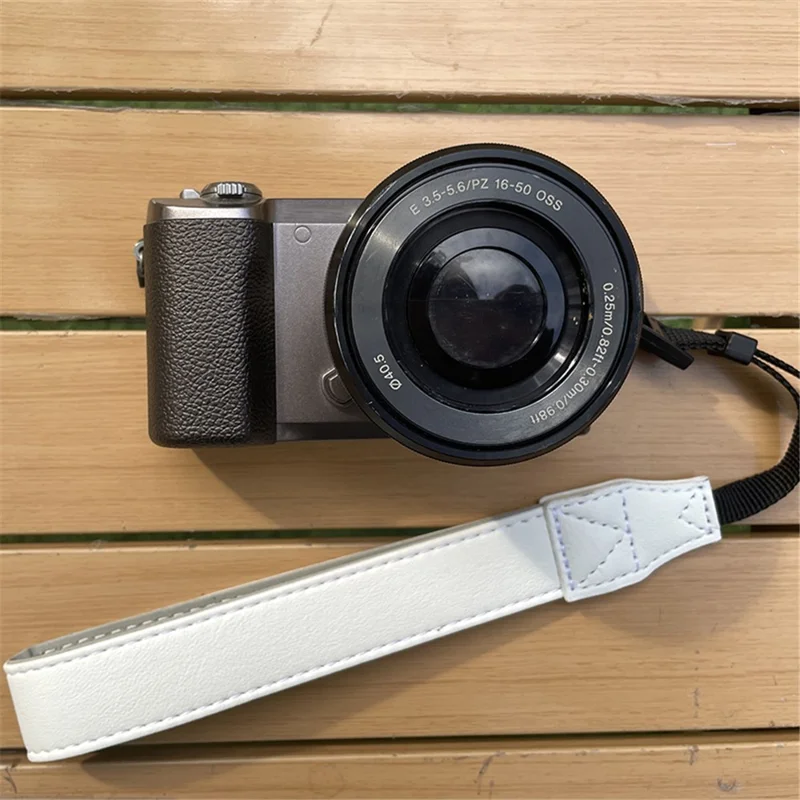 For Fujifilm Canon Nikon Panasonic SLR Camera PU Leather Hand Strap Buffalo Texture Wrist Rope - White