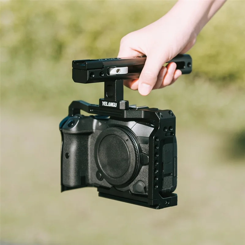 YELANGU C22 For Canon EOS R5 / R6 / R6 MARK 2 / R5C Aluminum Alloy Camera Video Cage with Handle Grip