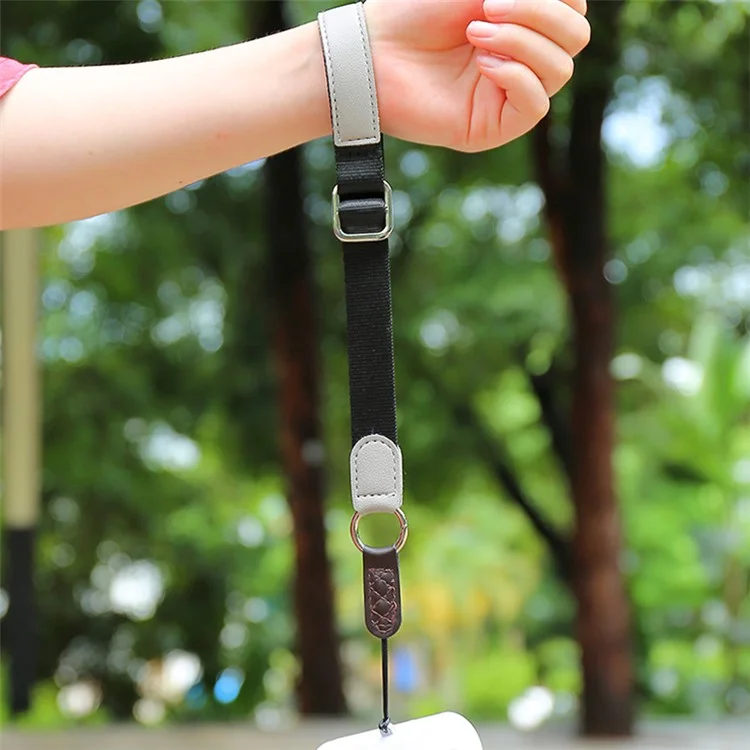 Camera Carrying Strap For Sony Fujifilm Canon , 29-35CM Telescopic Polyester Anti-Wear Wrist Strap - Coffee