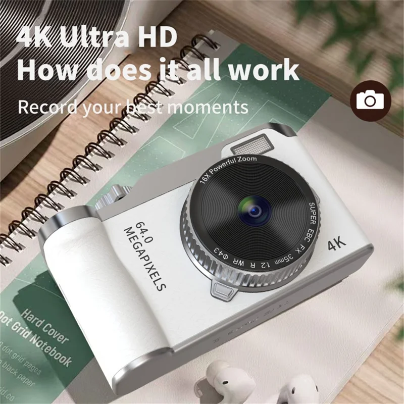 Y01 Câmera Digital Retrô com Tela IPS de 2,4 Polegadas, CCD, Zoom Digital 16X, Gravação de Vídeo HD com Lente Dupla, Cartão de 32GB + Leitor de Cartão - Preto