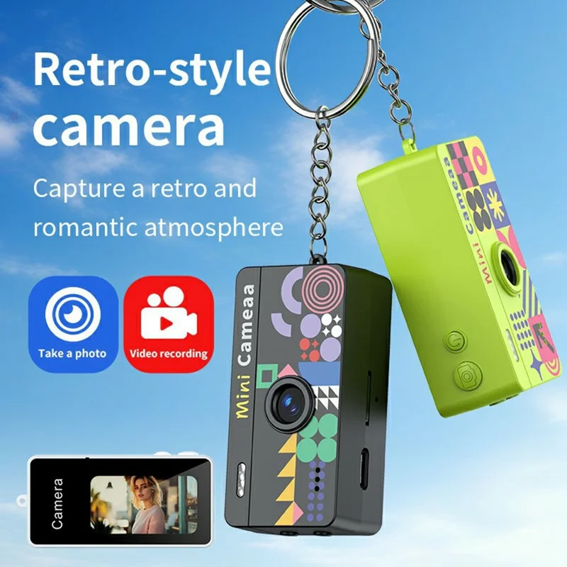 M9 1.47 Inch HD Photo Video CCD Thumb Camera Portable Keychain Mini Digital Camera with Flash  /  Filters - White