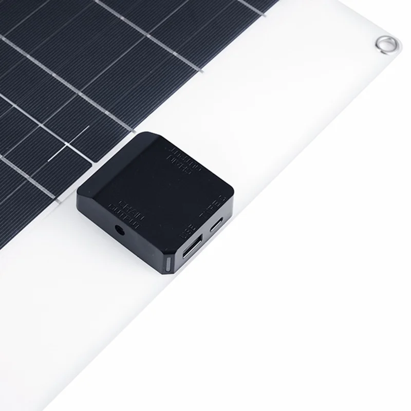 GKP415 18W 5V Polykrystallinsk Silicium Solcellepanel Oplader med Dobbelt USB-udgang og Controller til Telefon udendørs - Hvid