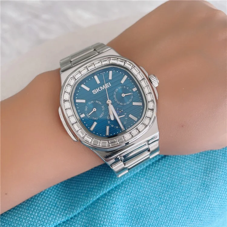 SKMEI 7076 Business Men Quartz Watch Octagonal Zircon Decor Fashion Wrist Watch - Silver Strap / Blue Dial