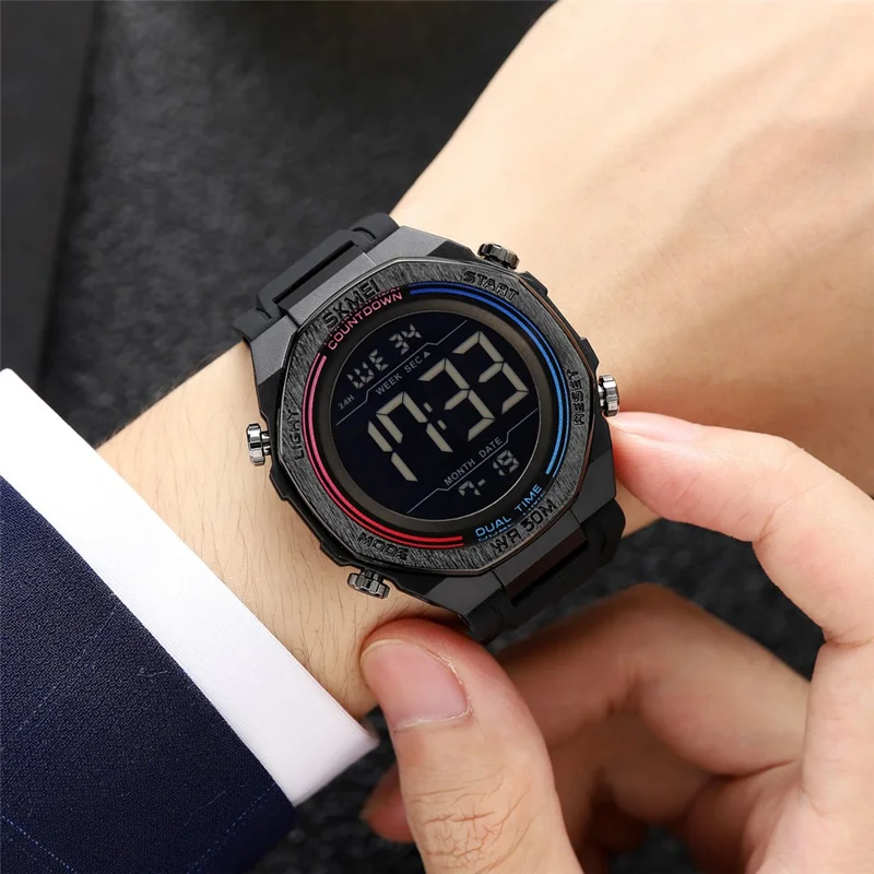 SKMEI 2513 Herren Multifunktions-Digitaluhr Wecker Stoppuhr Elektronische Armbanduhr mit EL-Hintergrundbeleuchtung - Schwarz + Weißes Zifferblatt