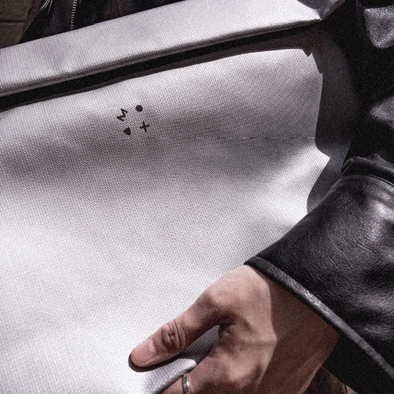 MOMAX SR56 1-World Airliner Fireproof Storage Bag 255 x 365 x 85mm Protective Case Water Resistant for Laptop  /  Documents