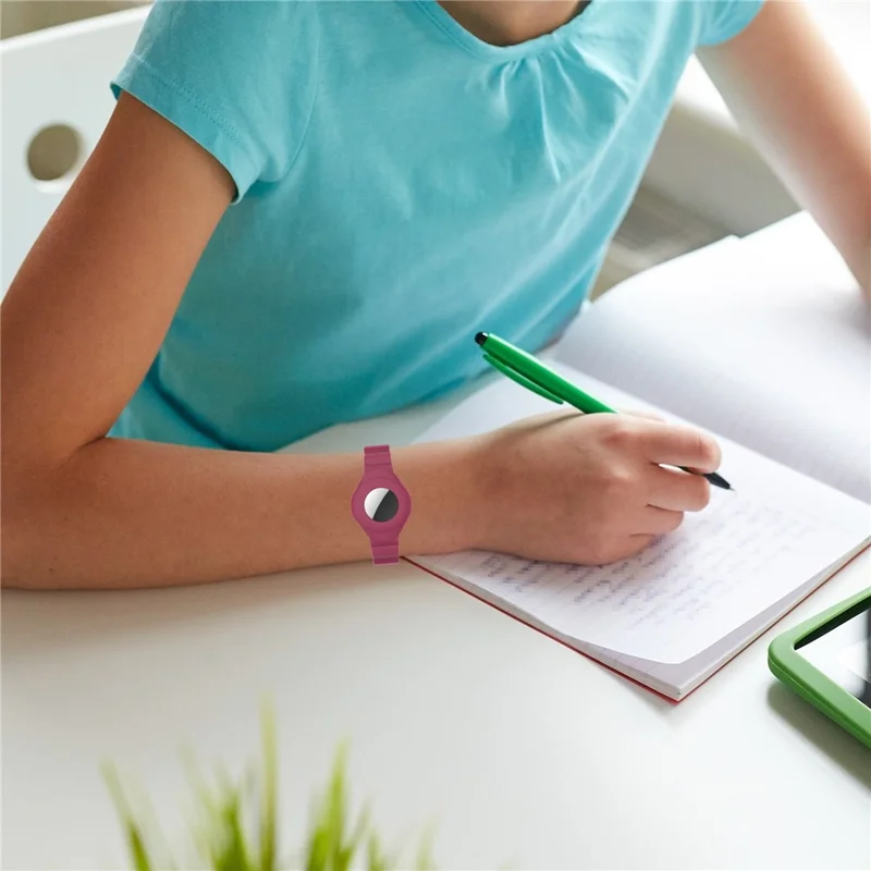 Anti-Lost Protective Cover Case Kids Elderly Silicone Bracelet Wristband Strap for Apple AirTag Tracker - Green