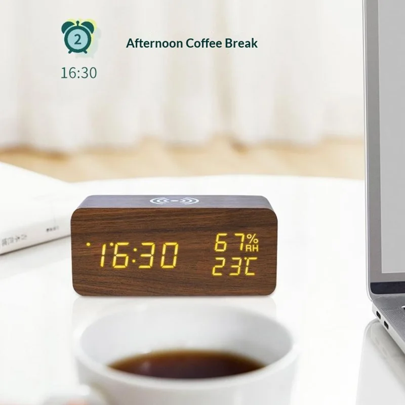 Relógio Despertador LED Digital em Madeira YC-9087 com Exibição de Temperatura e Humidade, Almofada de Carregamento Sem Fios Incorporada (Sem Bateria) - Madeira Castanha Luz Branca
