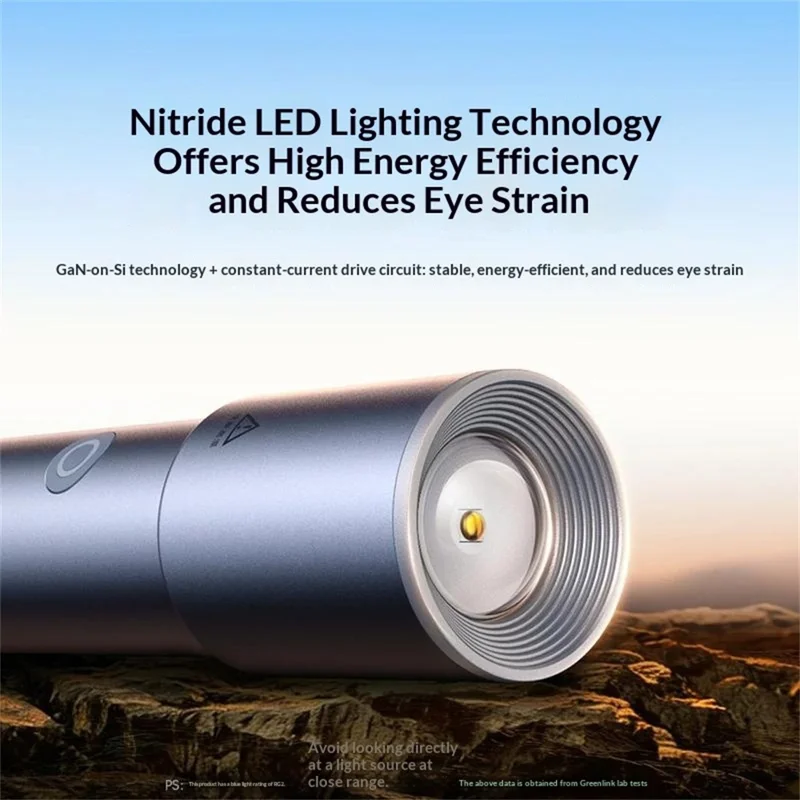 UGREEN 65660 IP65 Wasserdichter 800LM Taschenlampe 3-in-1-Fenstersprenger und Gurtschneider für Notfälle