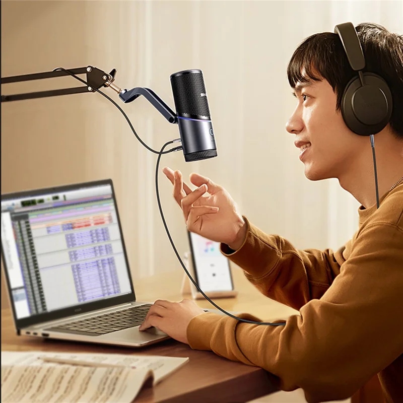 UGREEN CM769 USB-C Condenser Microphone with DSP Intelligent Noise Reduction RGB Lighting Desktop Mic for Live Streaming Recording