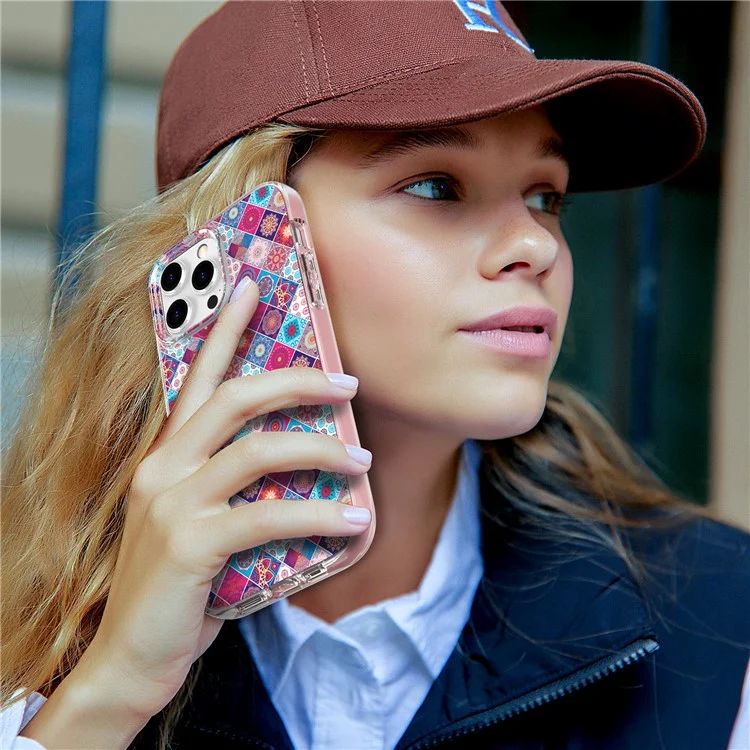 AHASTYLE WE13 Custodia per iPhone 14 Pro Max Modello IMD PC+TPU Copertura del telefono con Protezione dello Schermo Integrata - Boemia
