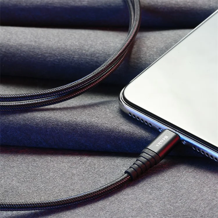 BENKS MFI Certified Lightning 8Pin 2.4A Output Charging Data Cable for iPhone iPad iPod (1.2m)