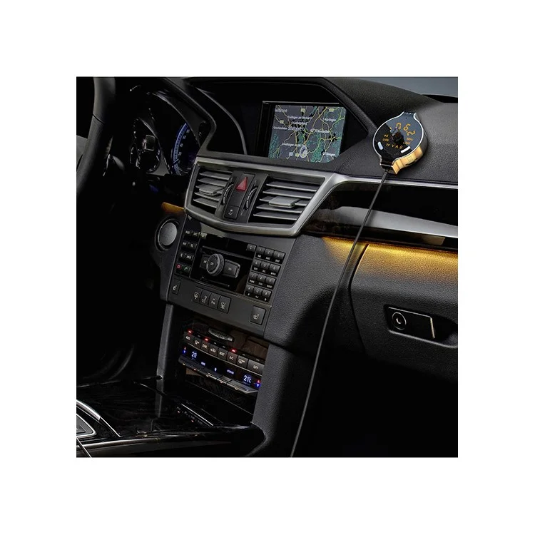 Q8s Bluetooth TM Transmitter Dual USB Car Charger Wireless Car Kit Support TF Card/Aux-in/U Disk