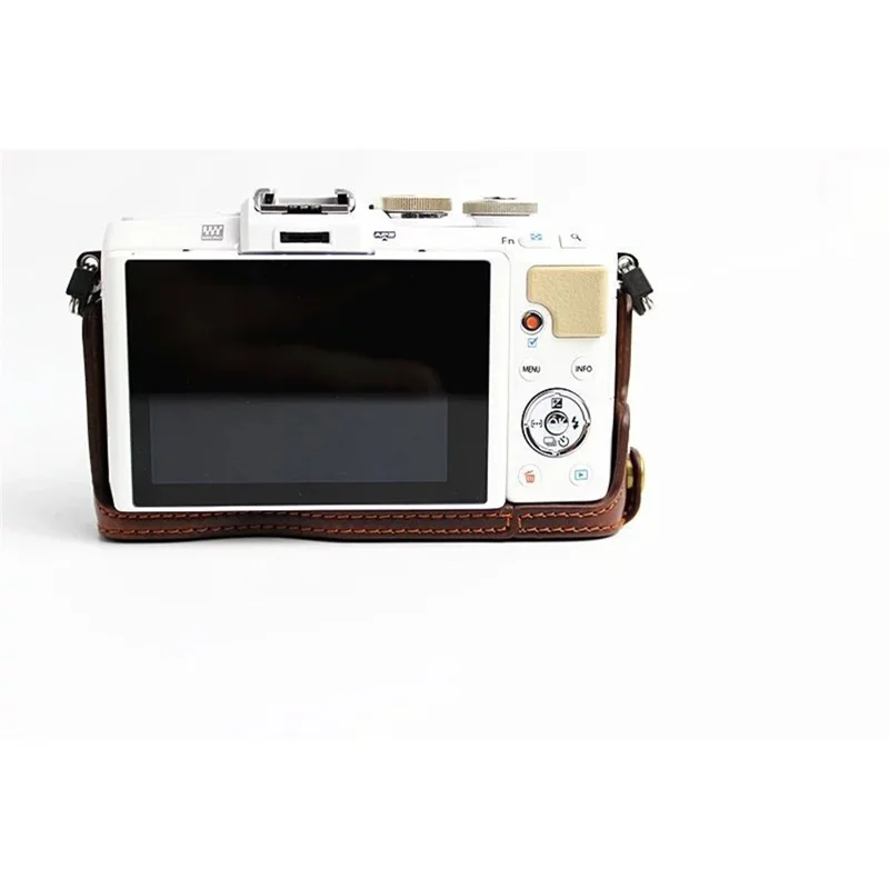 PU-læder beskyttende halv kamera beslag til Olympus E-PL7 / E-PL8 / E-PL9 - Kaffe