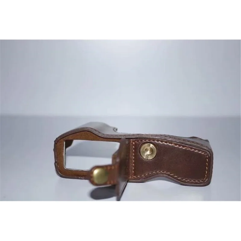 PU-læder beskyttende halv kamera beslag til Olympus E-PL7 / E-PL8 / E-PL9 - Kaffe