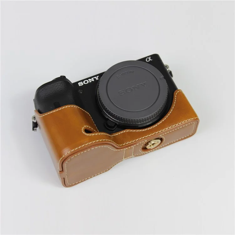 PU Camera de Cuero Protección de Protección Base Semitre Para Sony A6600 - Marrón