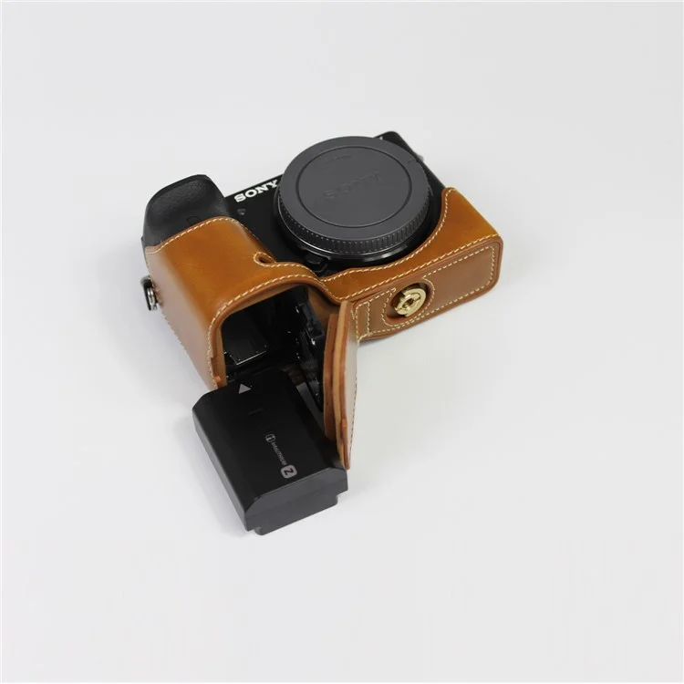 PU Camera de Cuero Protección de Protección Base Semitre Para Sony A6600 - Marrón