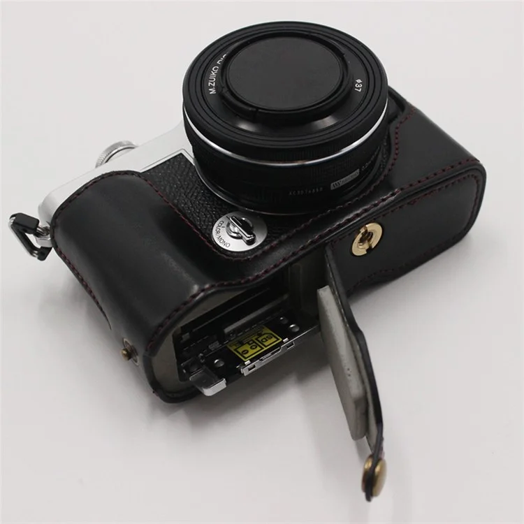 Capa de Proteção de Couro PU com Abertura para Bateria para a Câmera Olympus PEN E-P7/EP7 - Preto