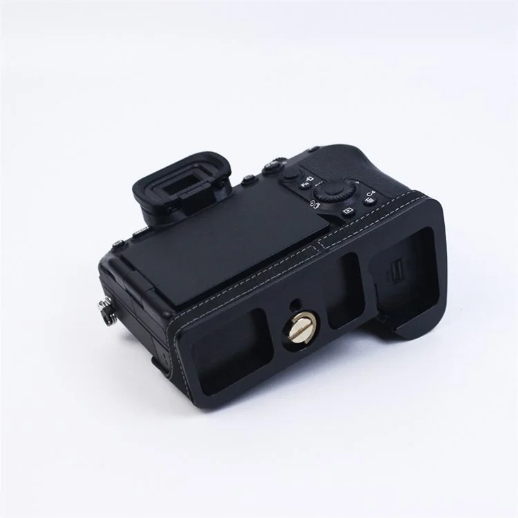 For Sony A7M4/A7S3/A1 Convenient Detachable Camera Bottom Case Protective Half Body Cover Holder - Black