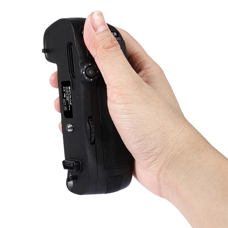 PULUZ Vertical Camera Battery Grip for Nikon D750 Digital SLR Camera