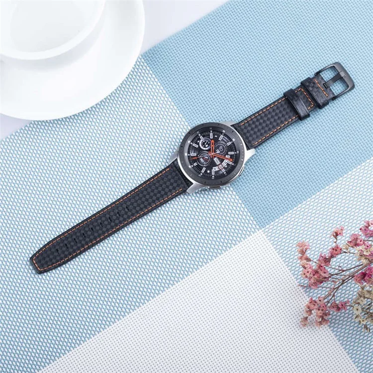 Correa de Reloj de Cuero Genuino con Textura de Fibra de Carbono de 22 mm - Negro con Puntadas Naranjas