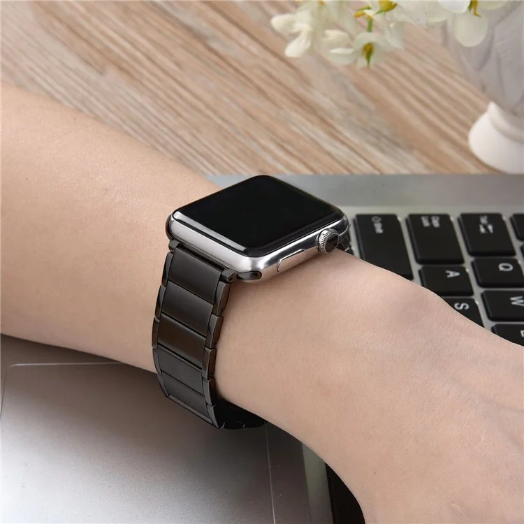 Magnetic Stainless Steel Watch Band for Apple Watch Series 10 42mm / 9 8 7 41mm / SE (2023) SE (2022) SE 6 5 4 40mm / 3 2 1 38mm -  Black