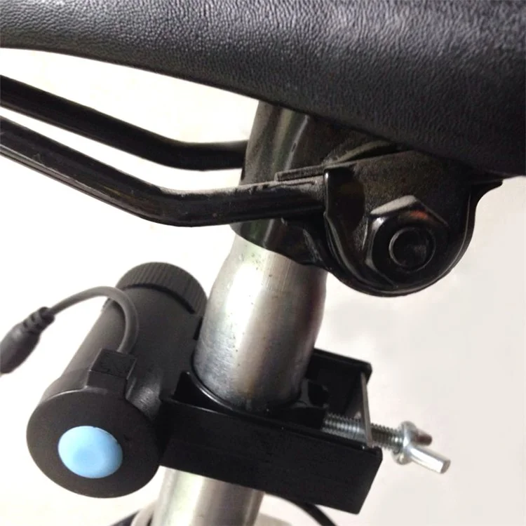 Waterproof LED Bicycle Safety Wheel Light - Pink