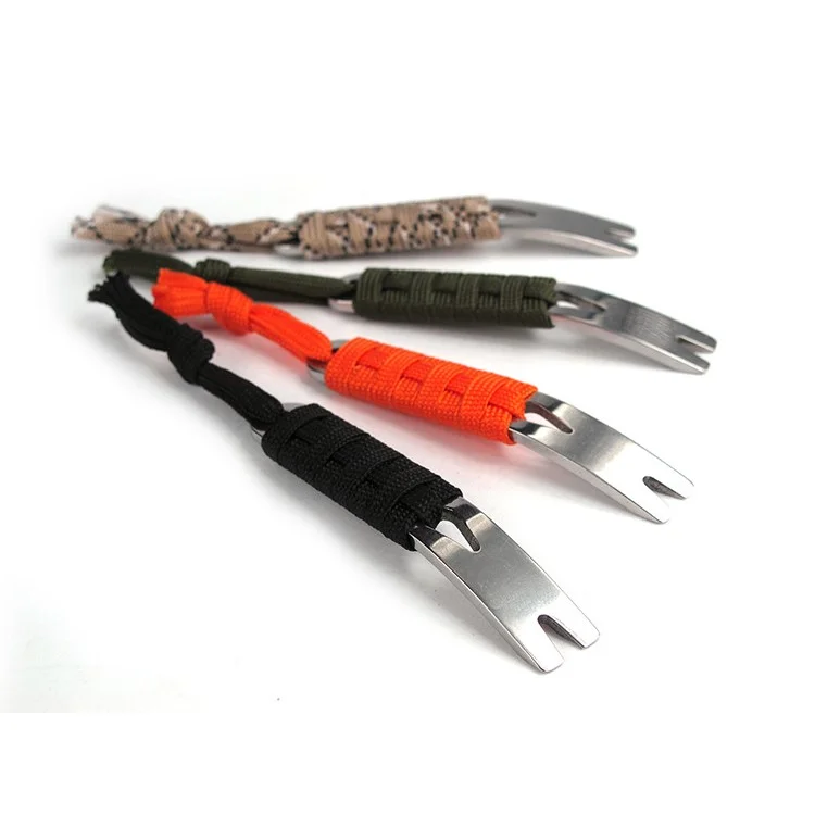 AOTU Portable Stainless Steel Crowbar Pry Bar Keychain Survival Kit (1 Piece)