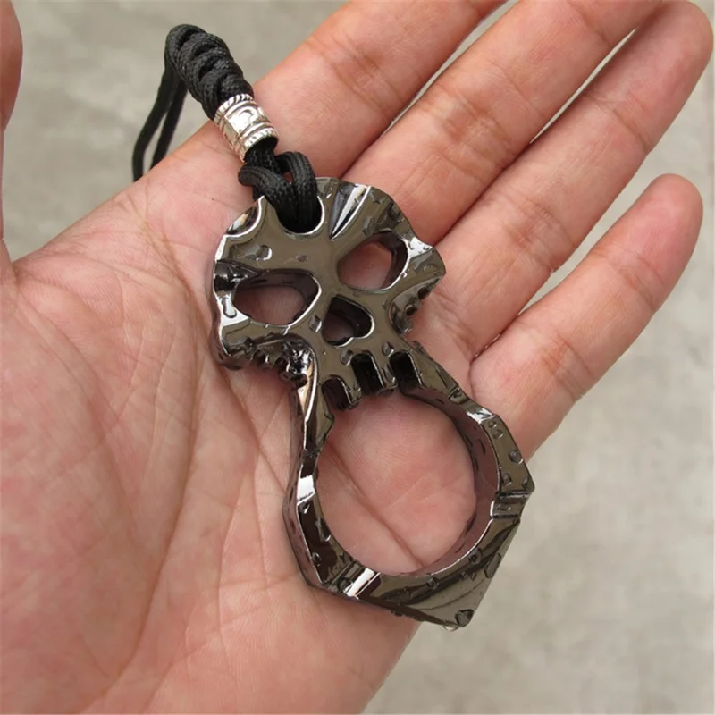 AOTU Zinc Alloy Skull Design EDC Self Defense Finger Ring Emergency Tool - Black