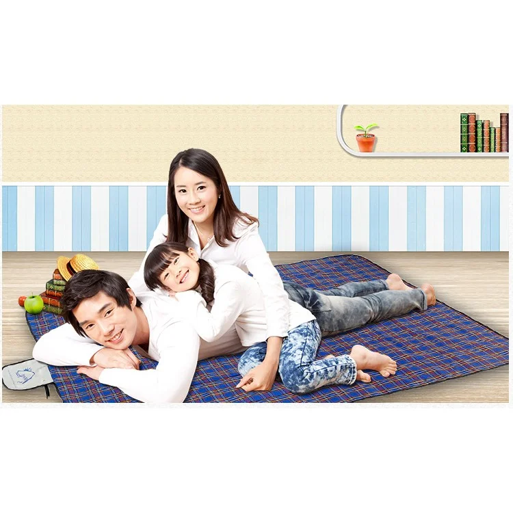 WIND TOUR Outdoor 150 x 180cm Waterproof Anti-damp Picnic Mat - Blue