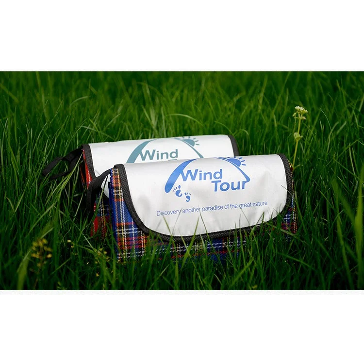 WIND TOUR Outdoor 150 x 180cm Waterproof Anti-damp Picnic Mat - Blue