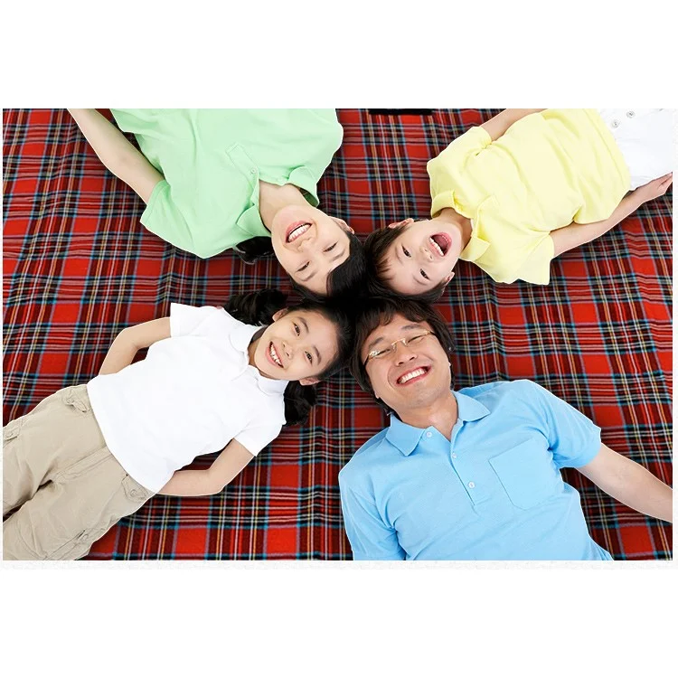 WIND TOUR Outdoor 150 x 180cm Waterproof Anti-damp Picnic Mat - Blue